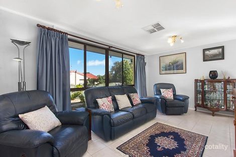 Property photo of 12 Whistler Place Kambah ACT 2902