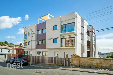 2/212 Collins St, Hobart, TAS 7000
