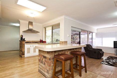 Property photo of 4 Newstead Crescent Parmelia WA 6167