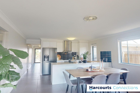 17 Raff Rd, Caboolture South, QLD 4510