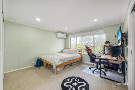 Property photo of 2/227A Cordeaux Road Mount Kembla NSW 2526