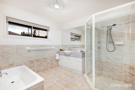 Property photo of 31 Greenhaven Crescent Kuraby QLD 4112