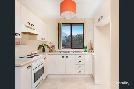 Property photo of 3/26 Derribong Drive Cordeaux Heights NSW 2526