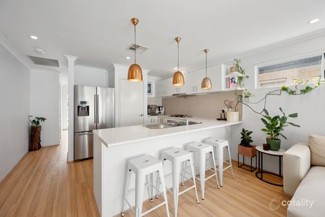 8/25 Gicha Cl, Lake Coogee, WA 6166