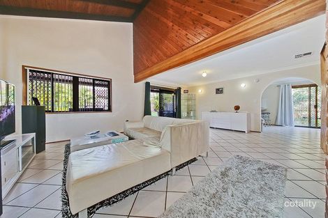 Property photo of 1 Sherborne Street Carindale QLD 4152