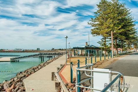 Property photo of 21 Gilmore Crescent Wallaroo SA 5556