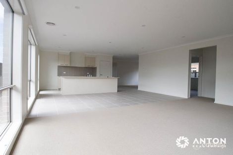 Property photo of 43 Monet Drive Truganina VIC 3029