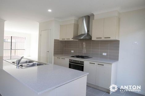 Property photo of 43 Monet Drive Truganina VIC 3029