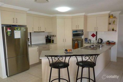 Property photo of 11 Pembridge Circuit Urraween QLD 4655