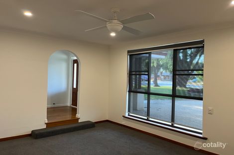 Property photo of 16 Edna Way Duncraig WA 6023