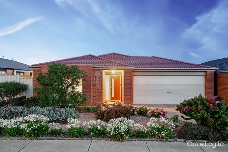 Property photo of 21 Fingleton Crescent Sunbury VIC 3429