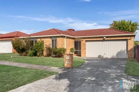 2 Greenlea Gr, Hampton Park, VIC 3976
