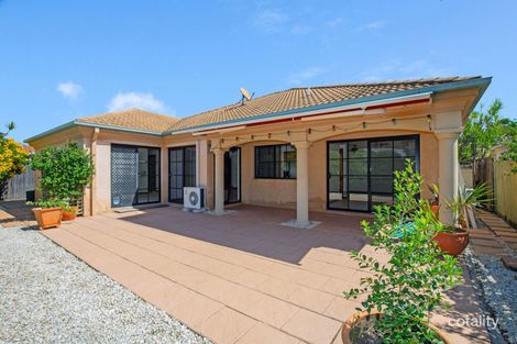 Property photo of 2/16 Cascade Avenue Benowa QLD 4217