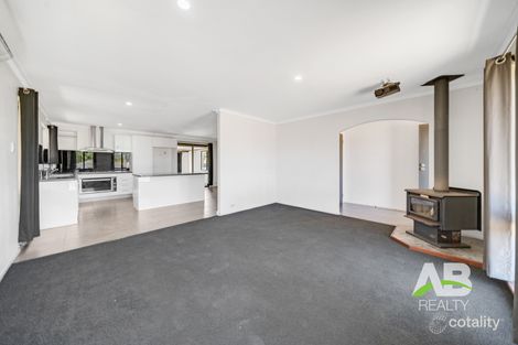 Property photo of 104 Nannatee Way Wanneroo WA 6065