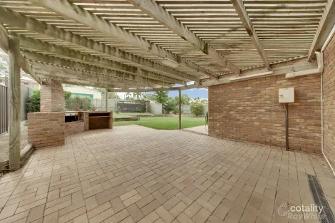 Property photo of 18 Mycumbene Way Glen Eden QLD 4680