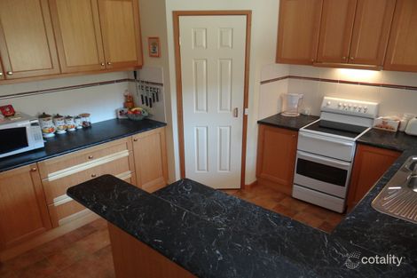 Property photo of 12 Norman Court Bright VIC 3741