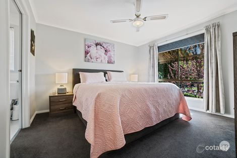 Property photo of 11 Lewana Way Strathfieldsaye VIC 3551