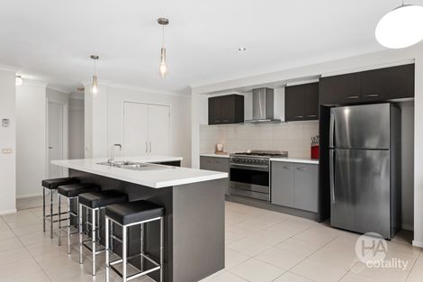 Property photo of 11 Sefton Grange Mount Martha VIC 3934