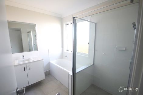 Property photo of 11 Eileen Court Logan Reserve QLD 4133