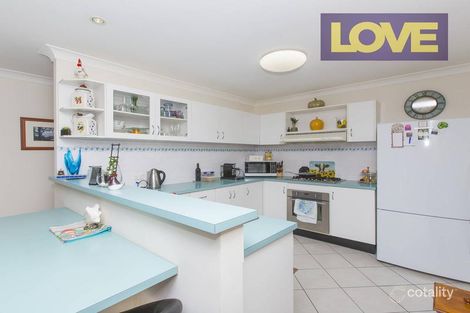 Property photo of 9 Derwent Crescent Lakelands NSW 2282