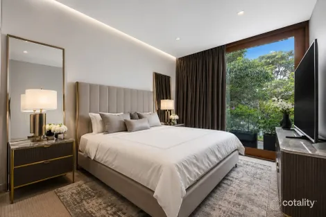 Property photo of 23 Faraday Avenue Rose Bay NSW 2029