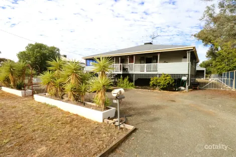 8 Mayne St, Roma, QLD 4455