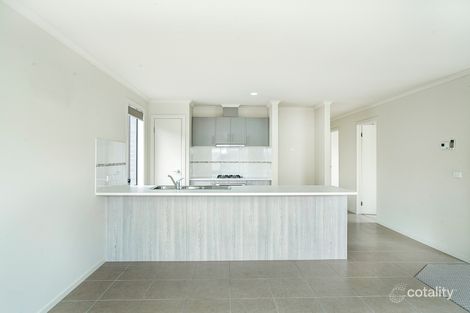 Property photo of 23 Montdami Way Carrum Downs VIC 3201