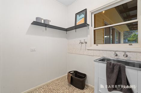 Property photo of 86 Mount View Parade Croydon VIC 3136