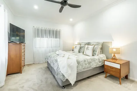 Property photo of 7 William Avenue Yamba NSW 2464