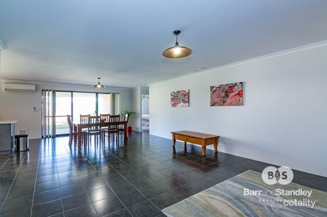 Property photo of 22 Abercrombie Way Millbridge WA 6232