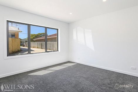 Property photo of 2/5 Fisher Avenue Belmont VIC 3216