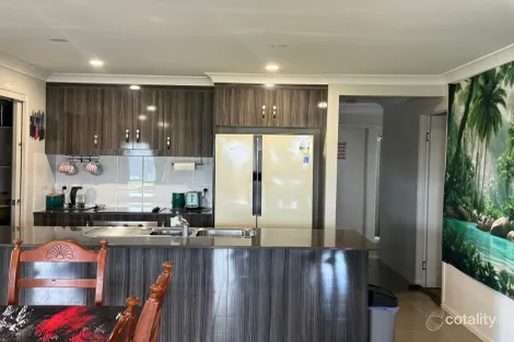 Property photo of 30 Abby Drive Gracemere QLD 4702