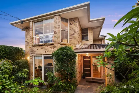 Property photo of 185 Indooroopilly Road Taringa QLD 4068