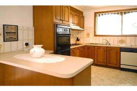 Property photo of 9 Glenmore Street Macleod VIC 3085