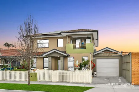 42 Nariel Rd, Kings Park, VIC 3021