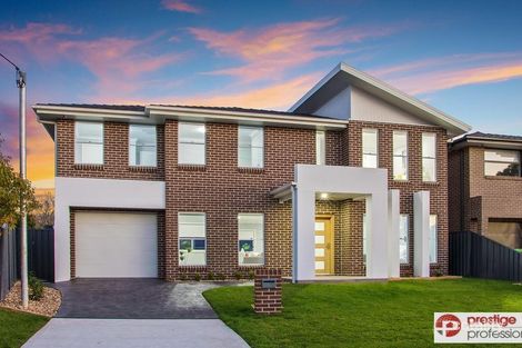 1 Miri Cres, Holsworthy, NSW 2173