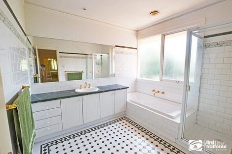 Property photo of 5 Frognall Place Canterbury VIC 3126