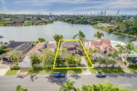 Property photo of 17 Cabana Boulevard Benowa QLD 4217