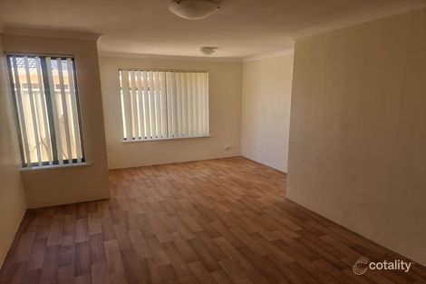 Property photo of 13 Galway Gardens Warnbro WA 6169