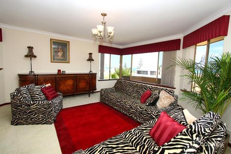 Property photo of 4 Seltrust Place Ocean Reef WA 6027