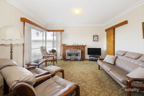 Property photo of 4 Edgecombe Street Hamlyn Heights VIC 3215