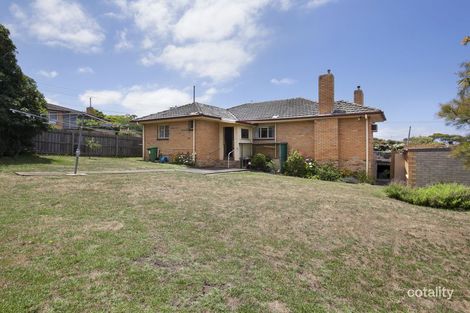 Property photo of 4 Edgecombe Street Hamlyn Heights VIC 3215