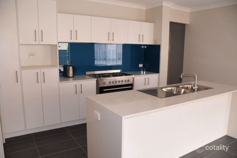 Property photo of 2/14 Viewbay Drive Leopold VIC 3224