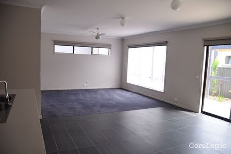 Property photo of 2/14 Viewbay Drive Leopold VIC 3224