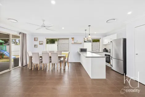 Property photo of 5 Damber Close Morayfield QLD 4506