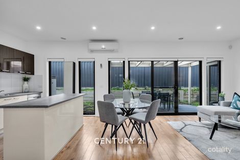 Property photo of 2/7 Amber Crescent Narre Warren VIC 3805