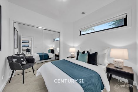 Property photo of 2/7 Amber Crescent Narre Warren VIC 3805