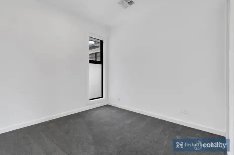Property photo of 11 Addison Road Black Forest SA 5035