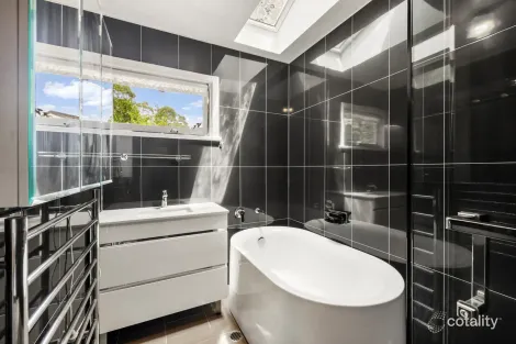 Property photo of 82 Kitchener Street St Ives NSW 2075