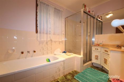 Property photo of 43 Nimmitabel Street Queanbeyan West NSW 2620